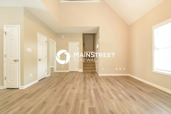 Photo - 3 Bedroom Pet-Friendly Home in Raleigh, NC with Main Street Renewal