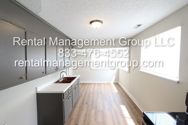 Photo - Corner lot with Great Curb Appeal!!