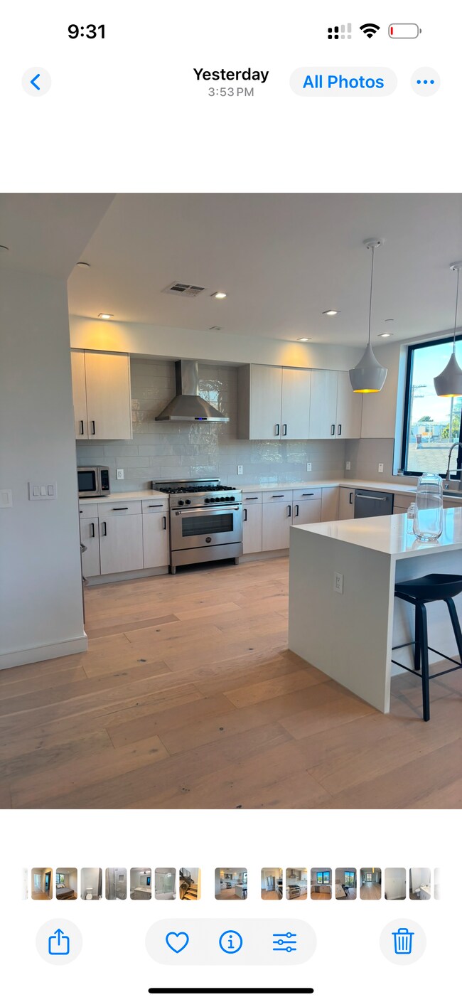 2432 Penmar Ave Unit 202