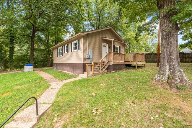 Photo - 113 Wakeman Ln
