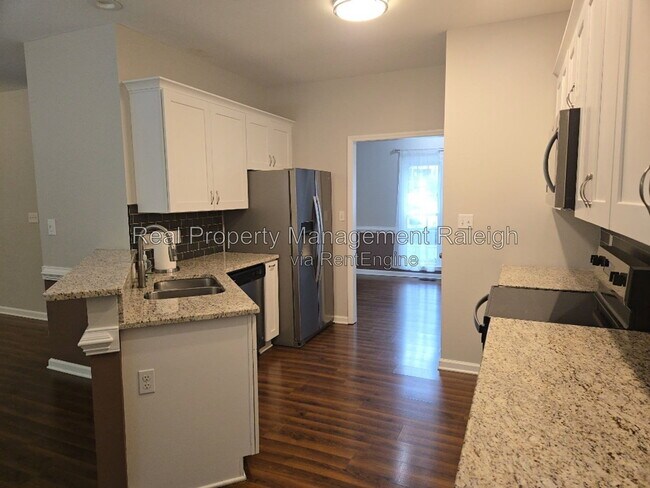 Photo - 8500 Clivedon Dr