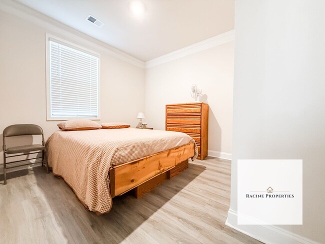 Photo - Beautiful, Cozy Home in Greenville!