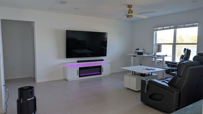 3830 Capri Coast Dr