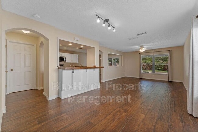 Photo - 15321 Harrowgate Way