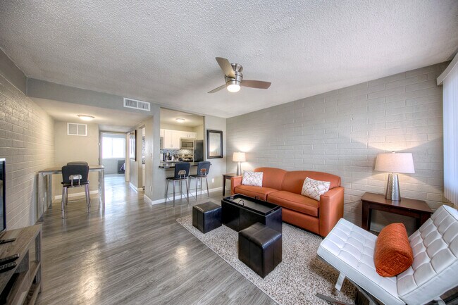 Photo - Spring Leaf Apartments