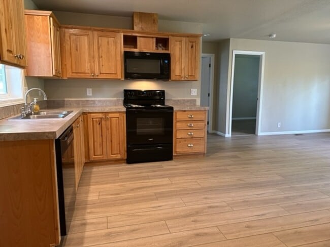 Photo - 7874 Old Redwood Hwy