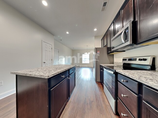 Photo - 2300 Madeline vine ln