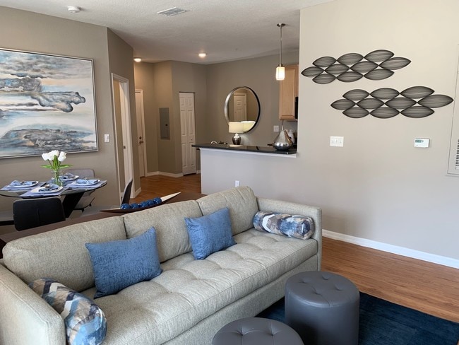 Photo - Ranch Lake Apartments