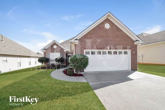 Building Photo - 15 Trellis Cir