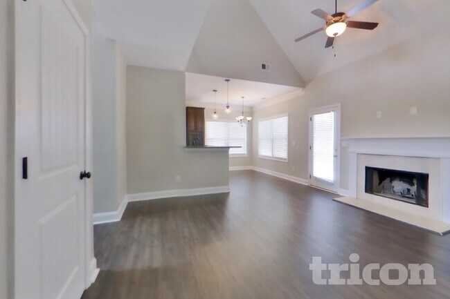 Photo - 268 Cranbrooke Dr