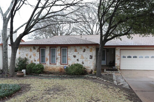 Building Photo - 12315 Wycliff Ln