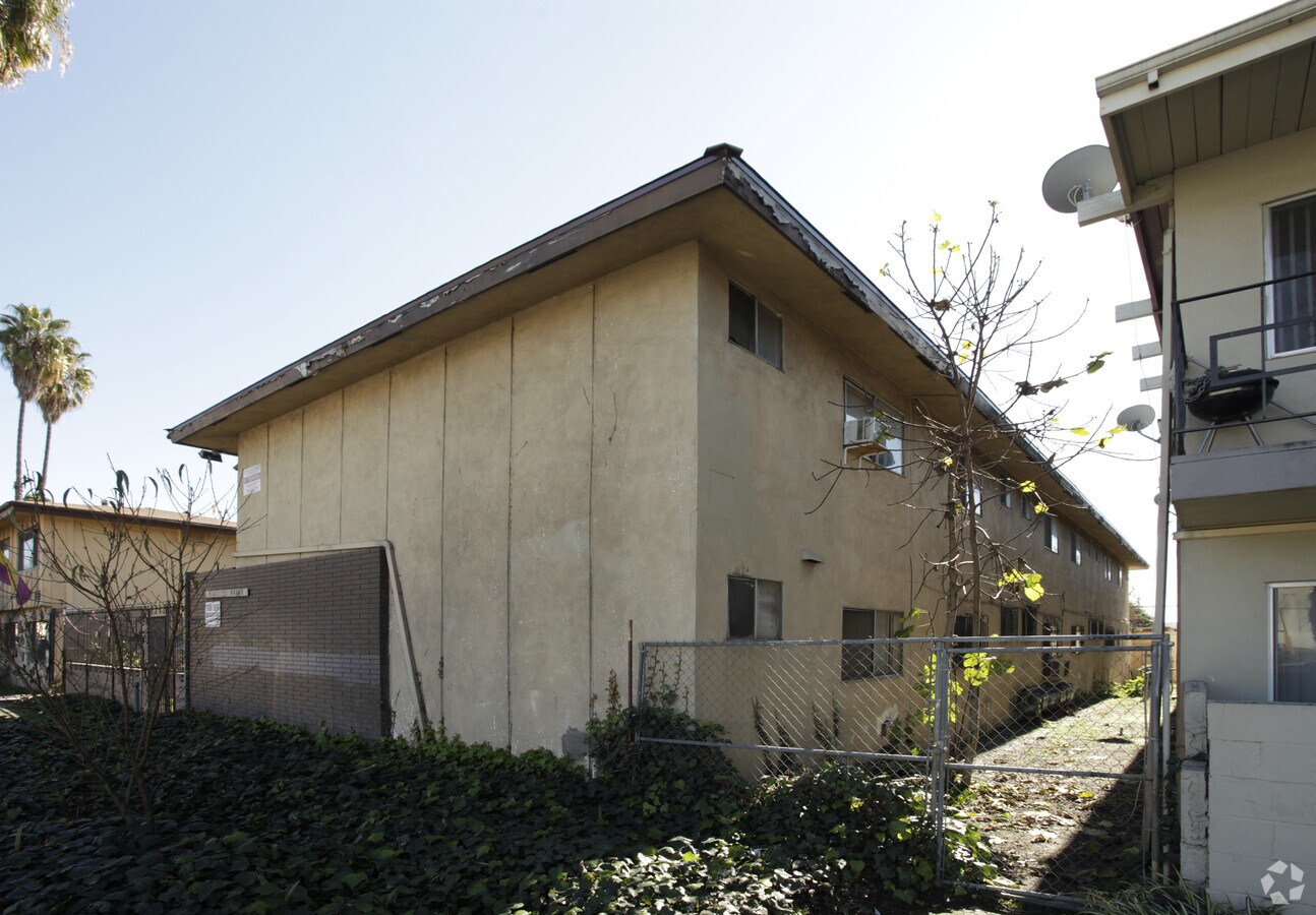 Photo - 1626 Kingsley Ave