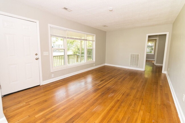 Photo - 26 Paulmar Dr