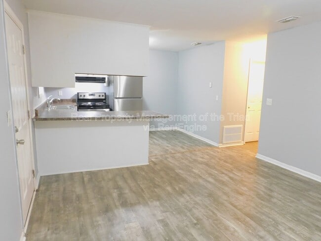 2406 Markwood Ln SE Unidad C