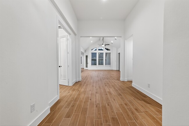 Photo - 2210 Cherry Brg Ln