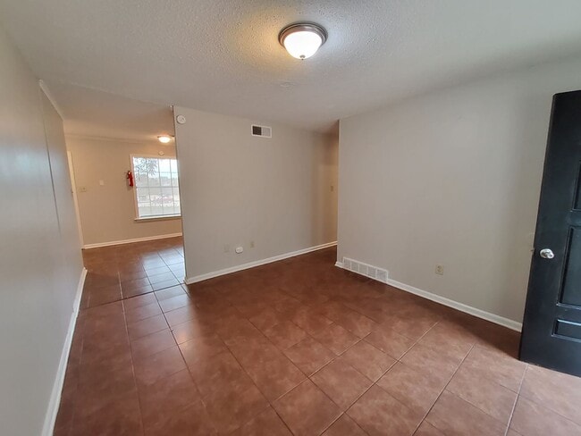 Photo - 5740 Cherokee Dr