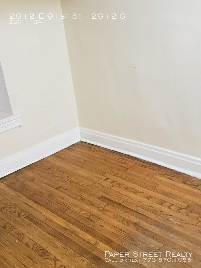 2 Bedroom In Chicago Il 60617 Al For Photo 2 Bedroom In Chicago Il 60617 Al