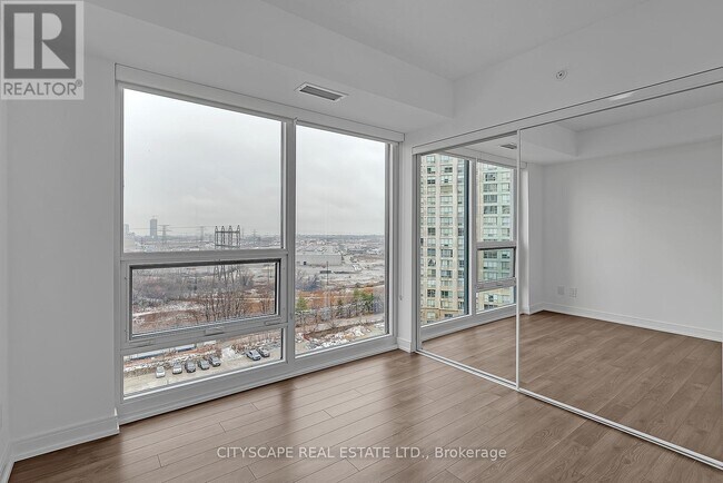 Photo - 30 Samuel Wood Wy Unit 910