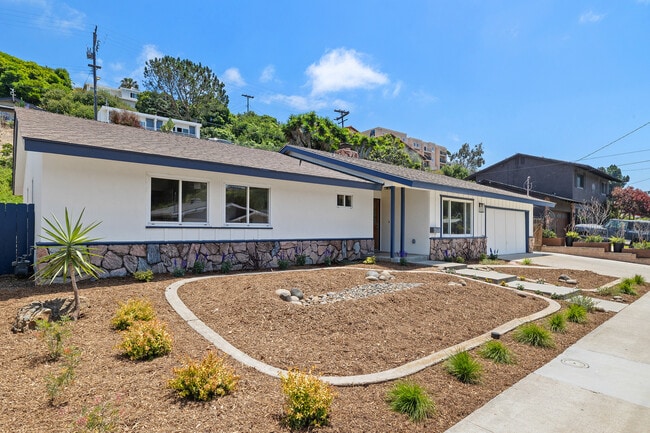 Photo - 2345 Worden St