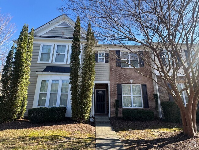 Building Photo - 2 Bedroom | 2.5 Bathroom North Raleigh Tow... Rental