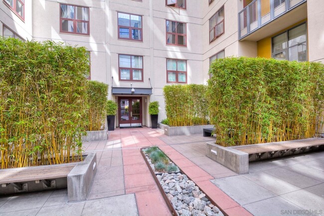 Photo - 1150 J St Unit 406