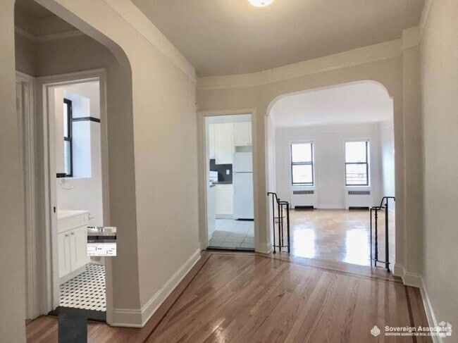 Building Photo - 2 bedroom in New York NY 10032 Unit 2E Rental