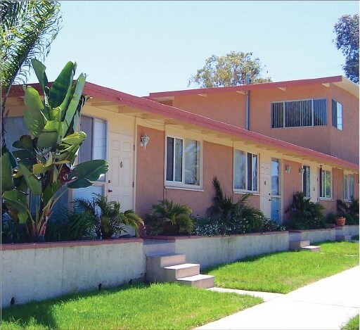 Photo - 3980-3994 Ingraham St