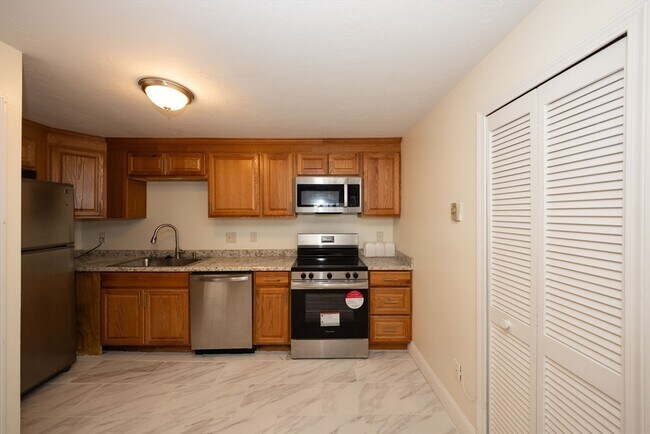 Photo - 11 Gibbs St Unit 28