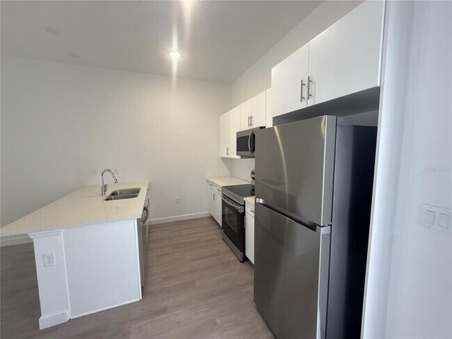 Photo - 399 Famagusta Dr