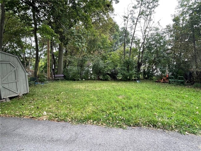 Photo - 1680 Mt Hope Ave
