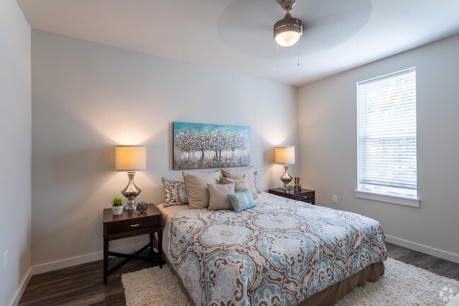 1BR, 1BA - 687 SF Model