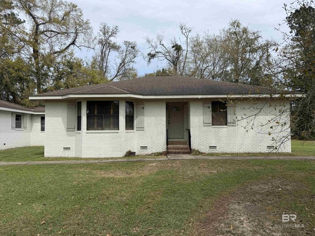 Photo - 106 S Beech St