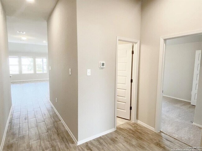 Photo - 417 Spiny Lizard Ln