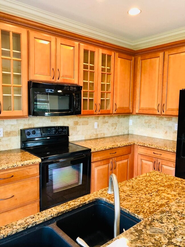 Photo - 1153 Normandie Way