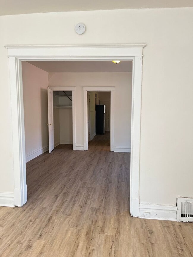 Photo - 1-Bedroom Apartment on 2nd Floor Unit 2729 2FL