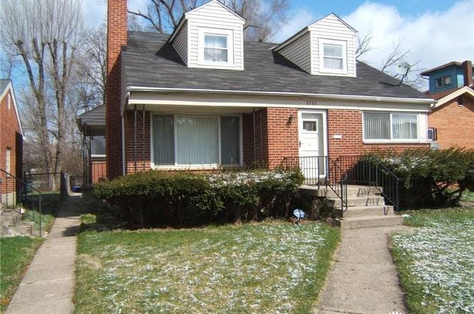 Photo - 2243 Lakeview Ave