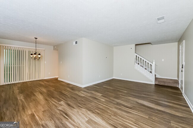 Photo - 8305 Gledstone Way