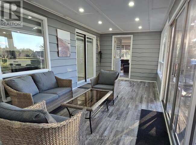 Photo - 375 Santas Village Rd