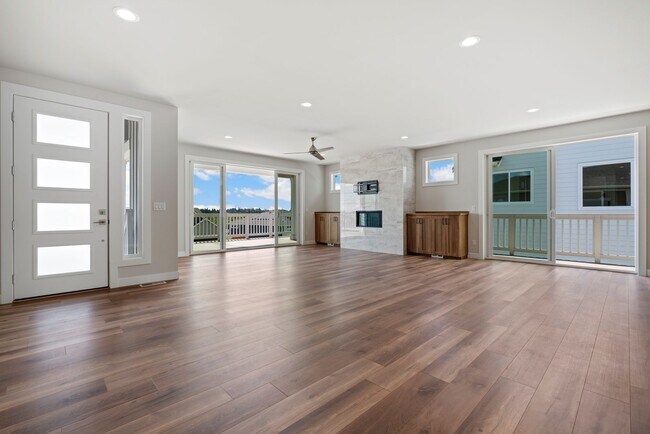 Photo - Brand new high end home rent while you bui...