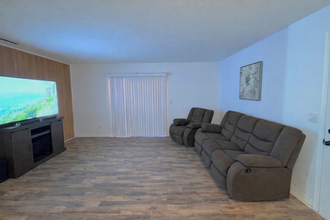 Photo - 101 Bent Tree Dr