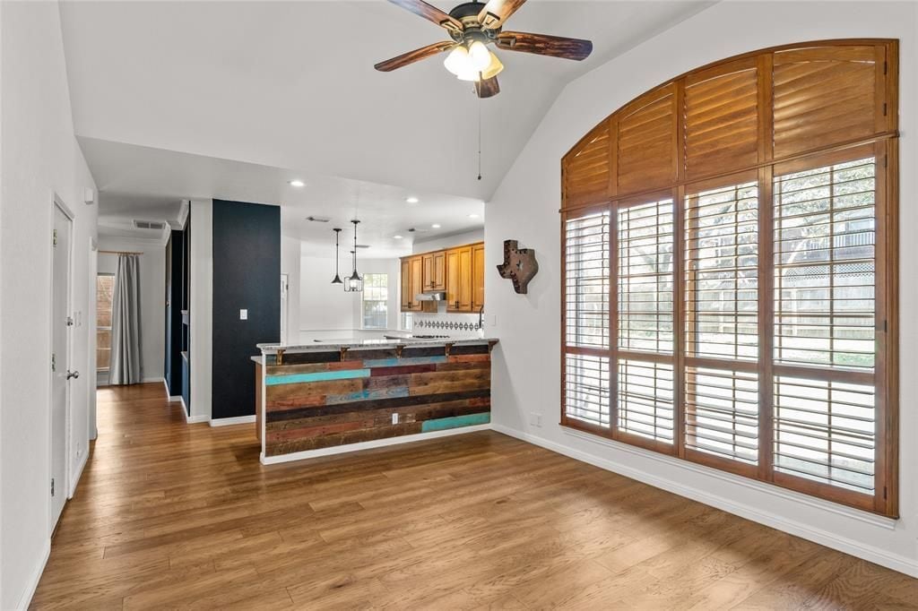 Photo - 3901 Caney Creek Rd