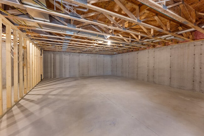 Photo - 726 ELMWOOD St