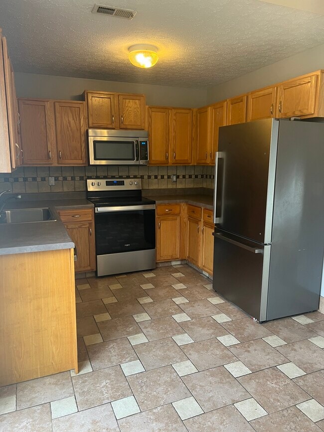 Photo - 730 Andra Dr