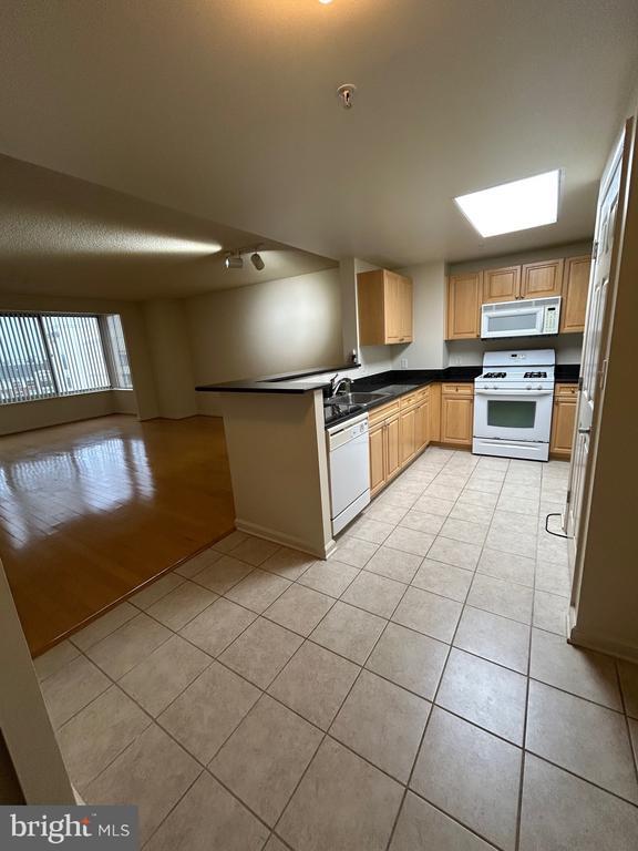 Photo - 2726 Gallows Rd Unit 1104