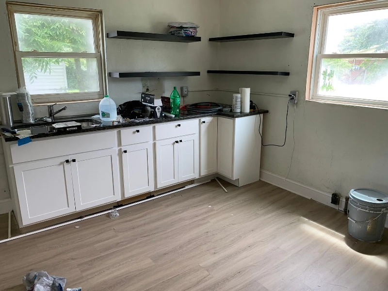 Photo - 408 Academy St E