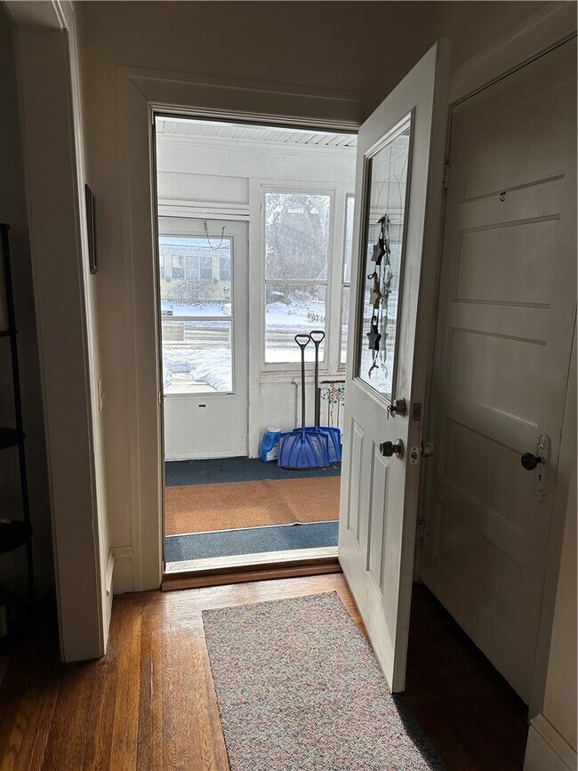 Photo - 1878 Ridge Rd