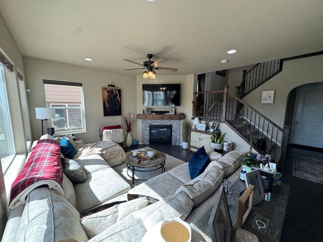 Photo - Stunning 4 Bed / 3 Bath Home Nested in Banning Lewis Ranch!