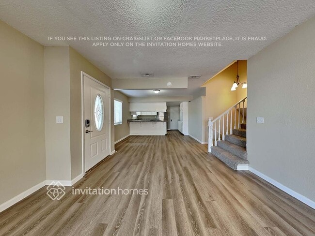 Photo - 560 S Wilbur