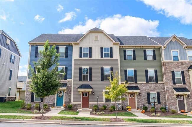 Building Photo - Glissadeln