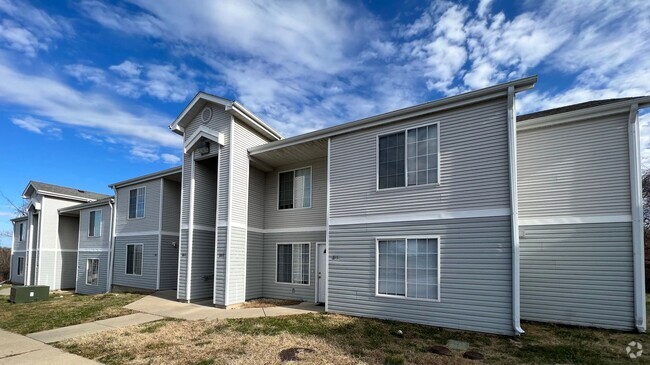 Building Photo - 7652-MF8-E4 Unit 211 Rental